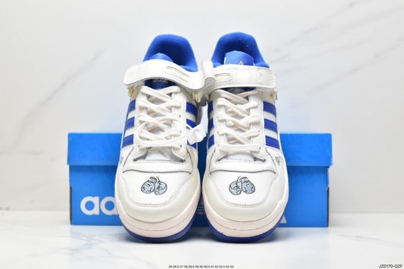 Adidas Sneakers